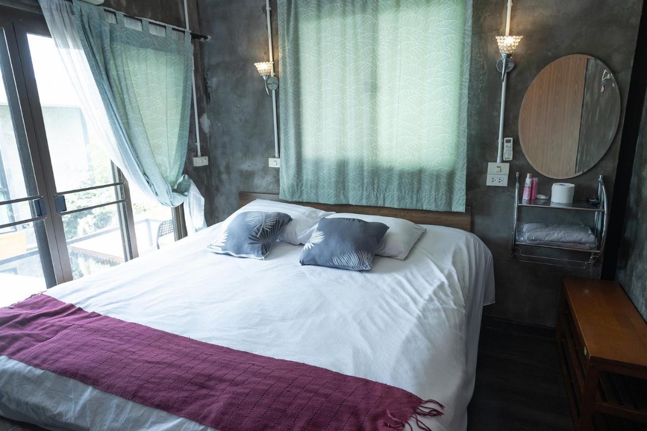 Falik Farm Stay Phra Nakhon Si Ayutthaya Exterior foto